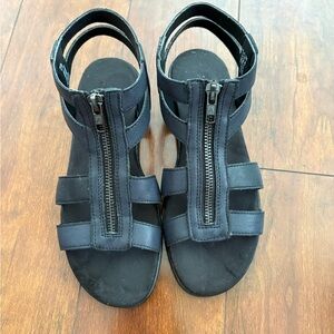 Aerosoles Women’s Size 6 Zipper Strap Memory Foam Flats